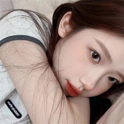 香奈儿的一生 封面