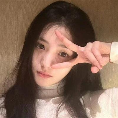 带子狼 在那双小手中 封面