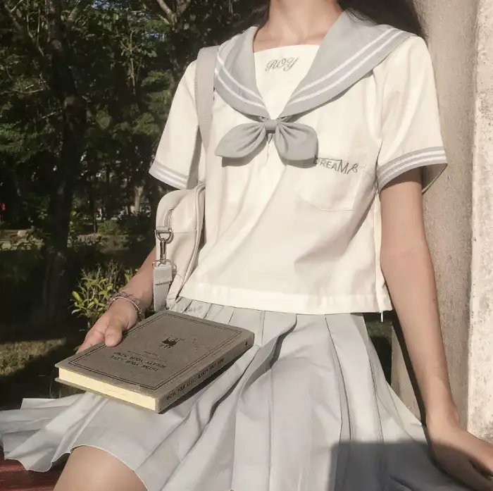 妖街皇后 封面